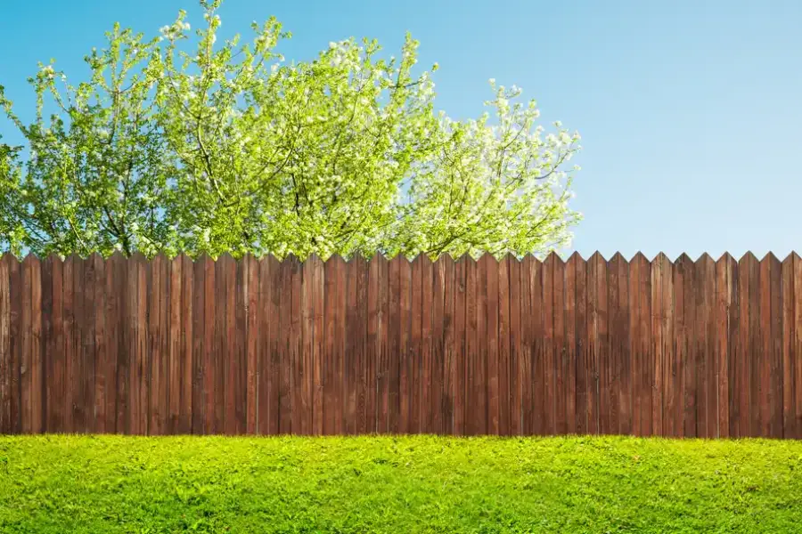 Differences Between Diy And Professional Fence Installation in Port Orchard WA Differences Between Diy And Professional Fence Installation in Port Orchard WA